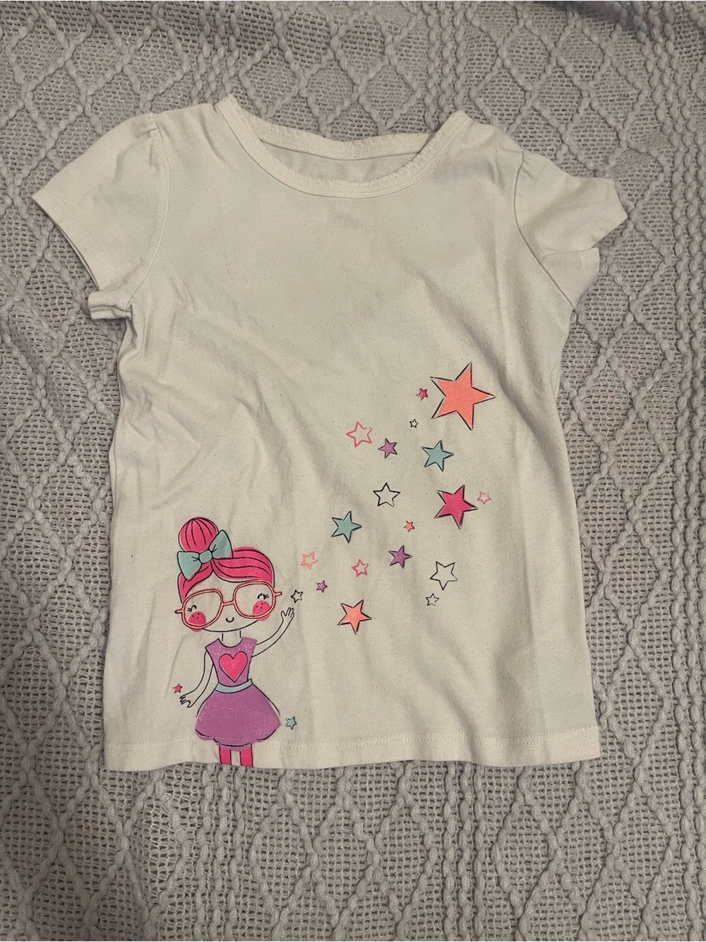 Circo Cream Tee with Pink & Purple Doll and Multicolor Stars